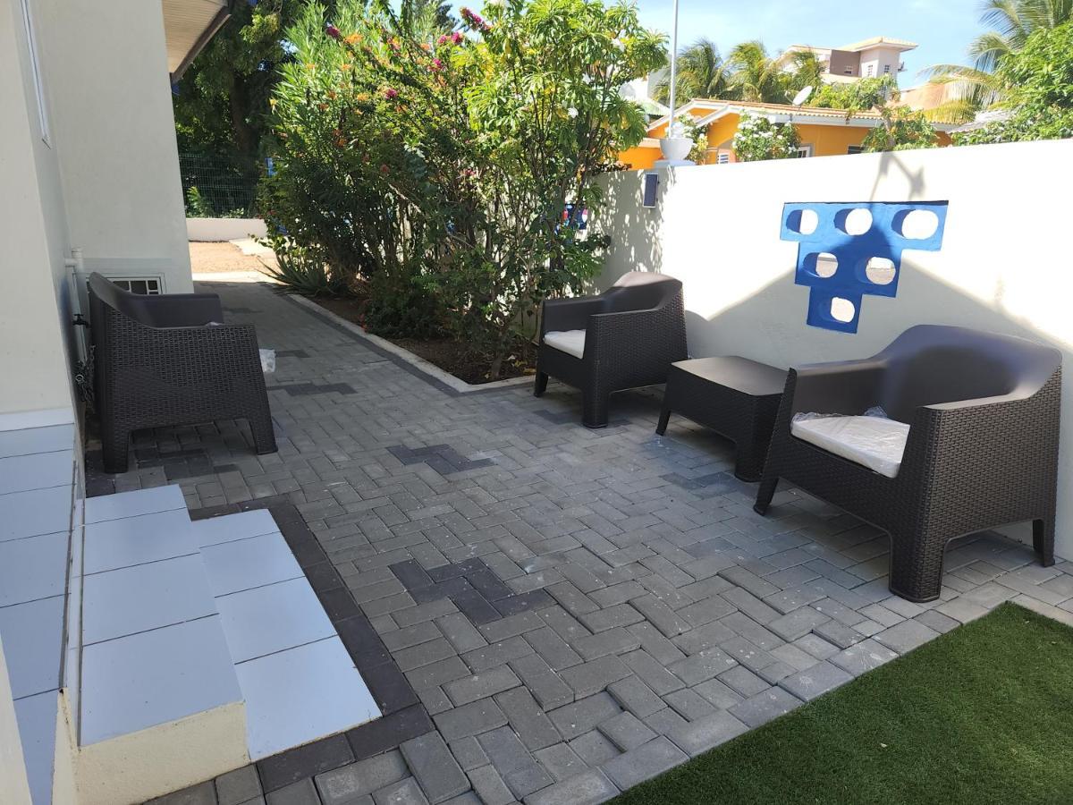 The Lush Apartment Willemstad Ngoại thất bức ảnh