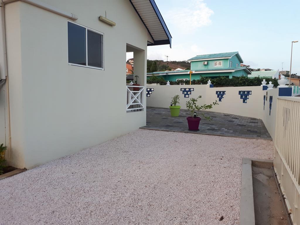 The Lush Apartment Willemstad Ngoại thất bức ảnh